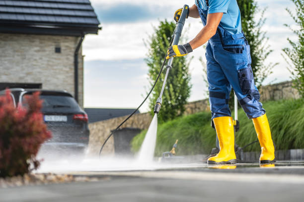 Best Gas Station Cleaning  in Belle, WV